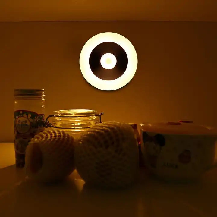 Nattlampa med sensor